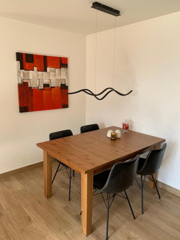 Apartment Number 8 - 5