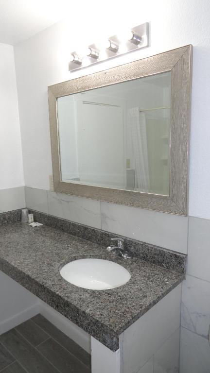 ECONOMY INN — Hotel in Brownfield (TX)