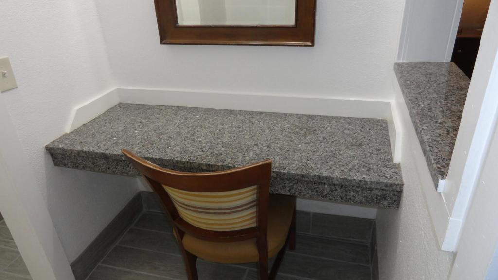 ECONOMY INN photo