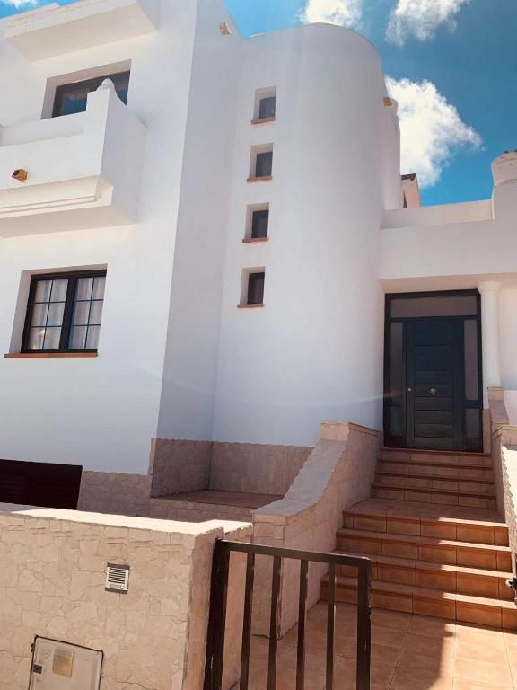 Lin House, Corralejo
