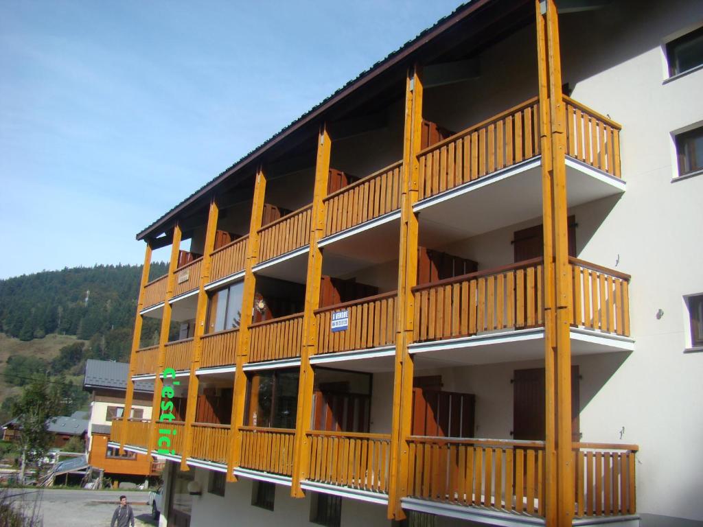 Studio au calme face aux montagnes dans station de ski - 4
