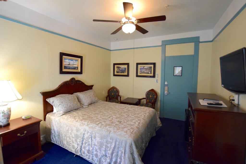 Hotel Catalina photo