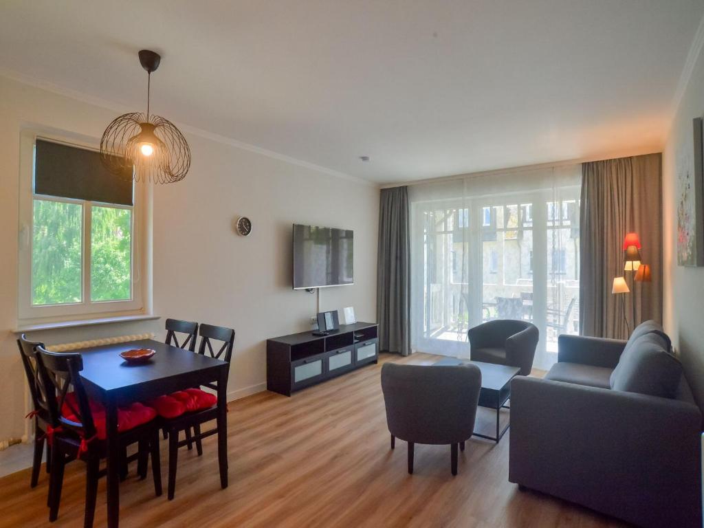 Dünenpark Binz - Komfort Ferienwohnung mit 1 Schlafzimmer und Balkon im Obergeschoss 216, Binz