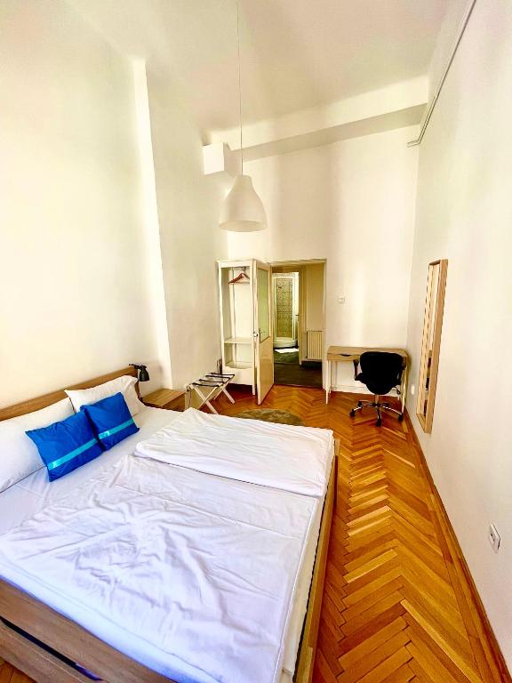 W25 Smart Apartment photo