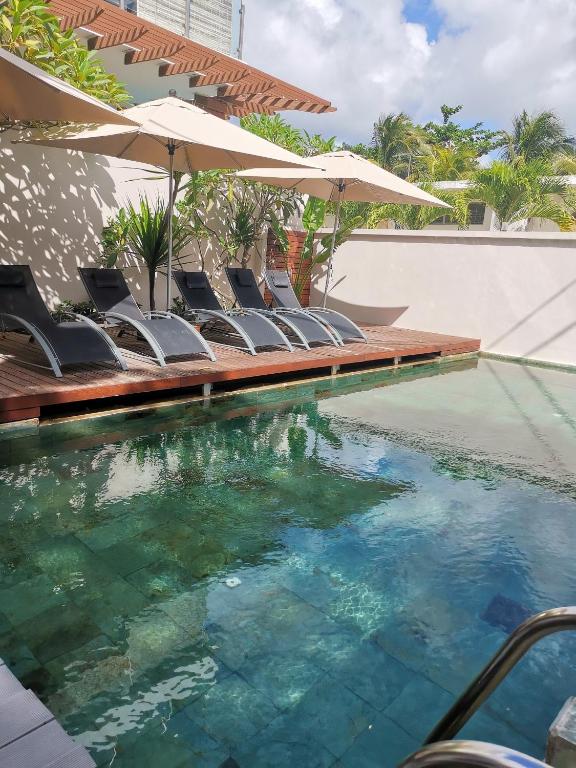 PEREYBERE -Charming 2 bedrooms apartment- WITH POOL - BEACHCOVE Apartments, North Living, APT 8, Pereybere