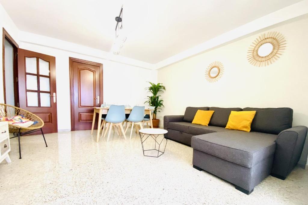 TrendyHomes El Puerto de Almería, próximo Playa y Centro,3 HAB, Espacioso, Familias, Wifi - 4