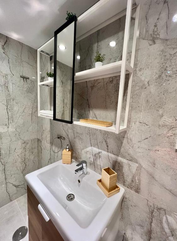 Apartamentos Prestige Malaga Suites photo