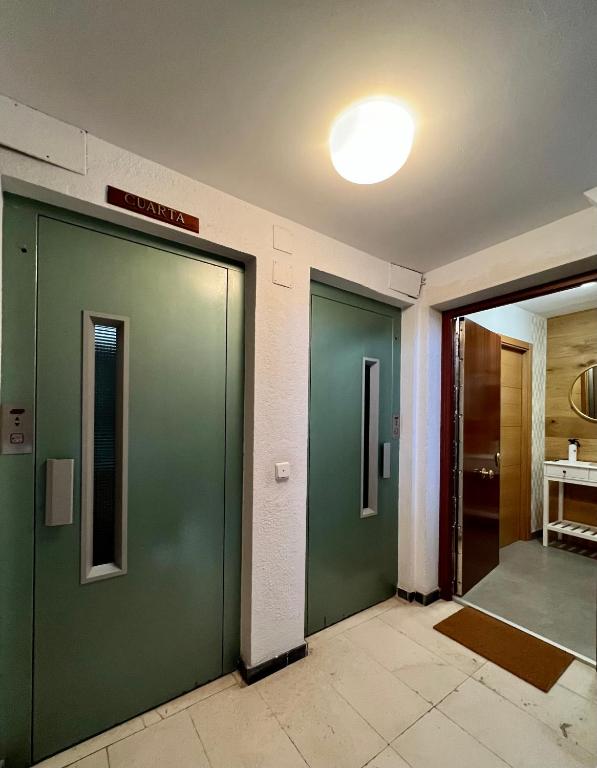 Apartamentos Prestige Malaga Suites photo