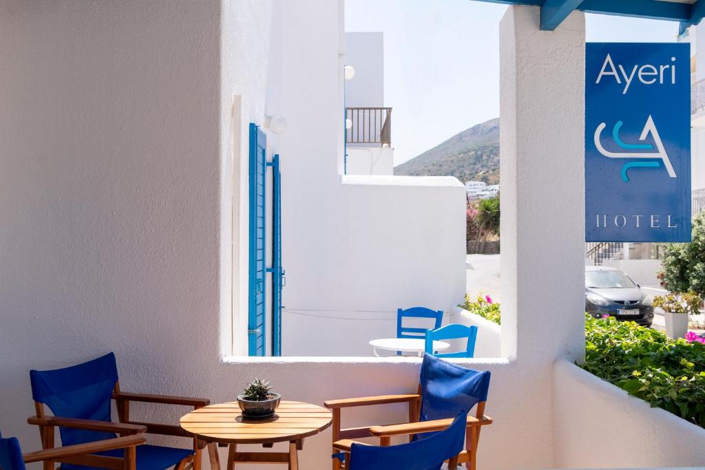 フロント・ロビー