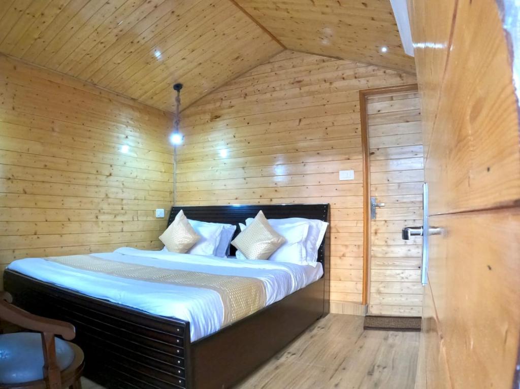 MR River Resort LLP photo
