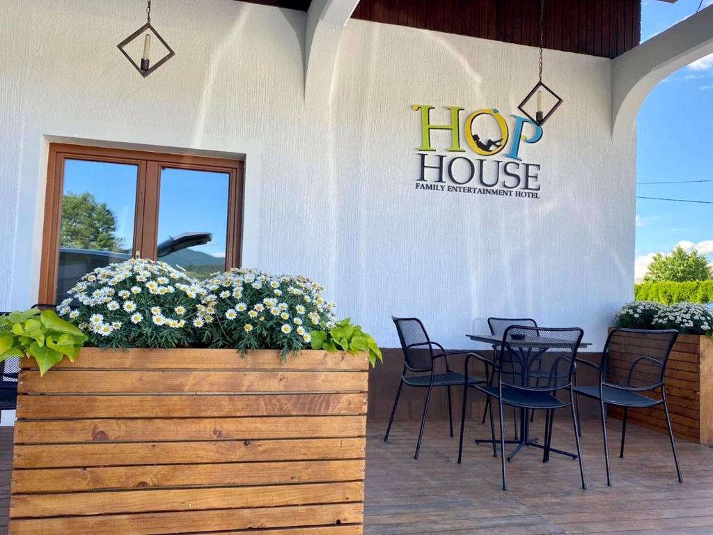 HOP HOUSE Garni Hotel 전경