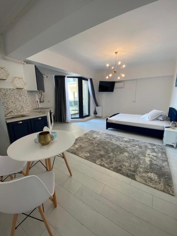 Luxury Studios Solid Butoaie — Hotel in Mamaia