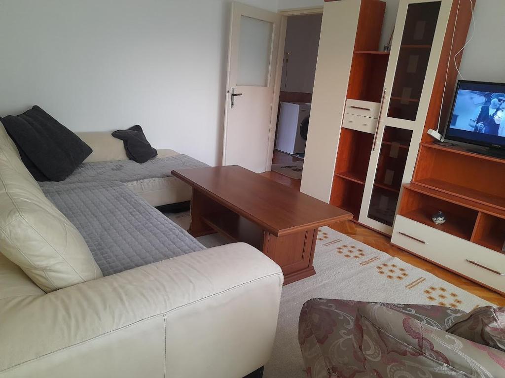 Apartman Bulevar Stupine - 3