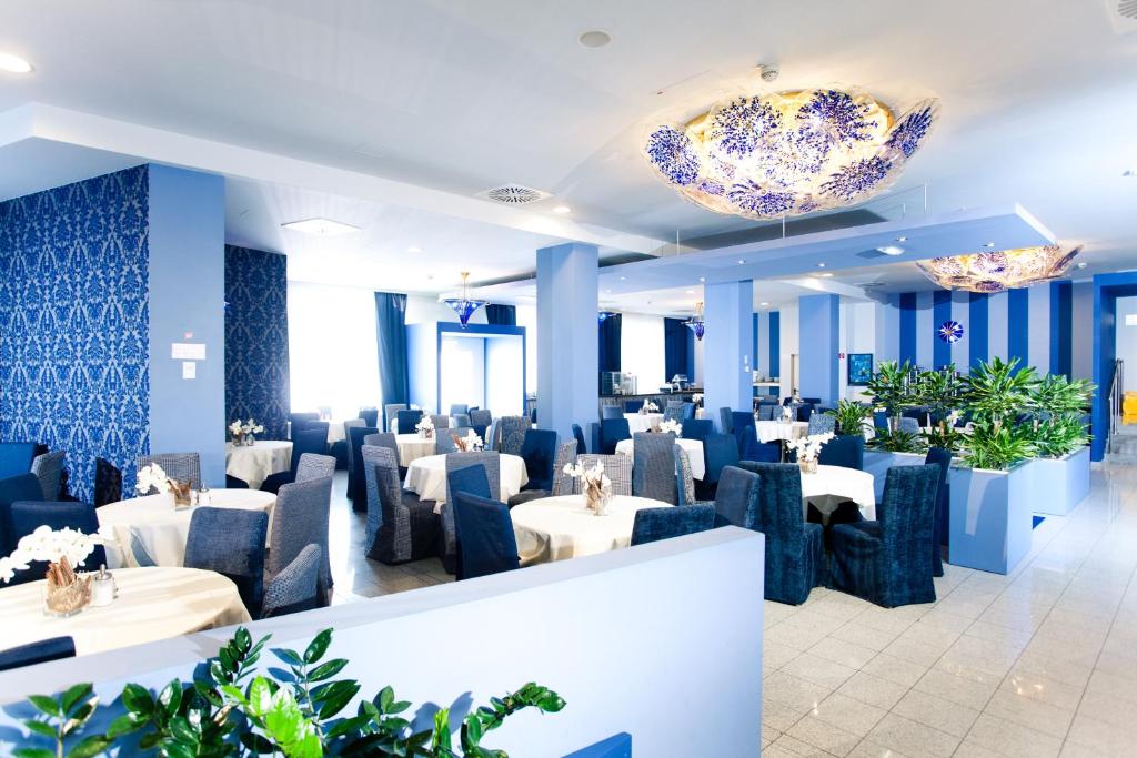 โรงแรมเลนาส โดเนา (Lenas Donau Hotel)