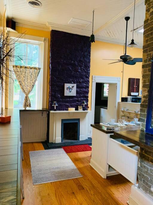 Bowling Green Farmhouse 10 Mi to Mammoth Cave in in in in Smiths Grove