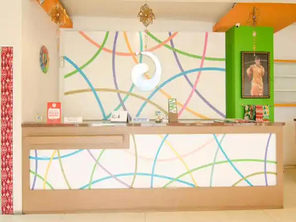 Dewarna Hotel Arifin