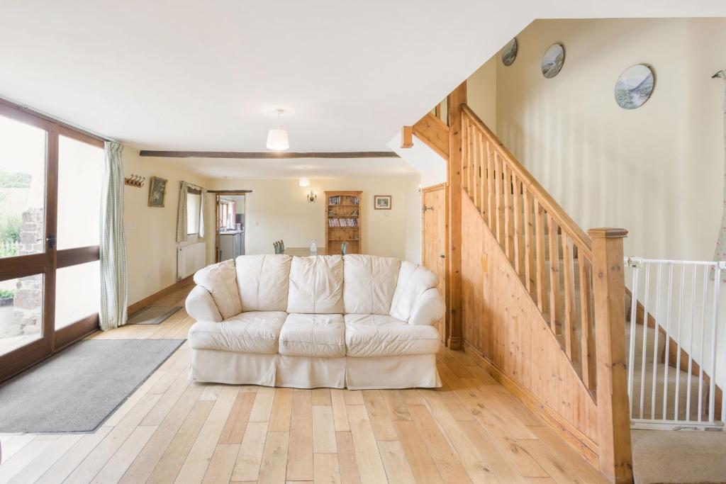 Groves Fishleigh, Hatherleigh photo 3