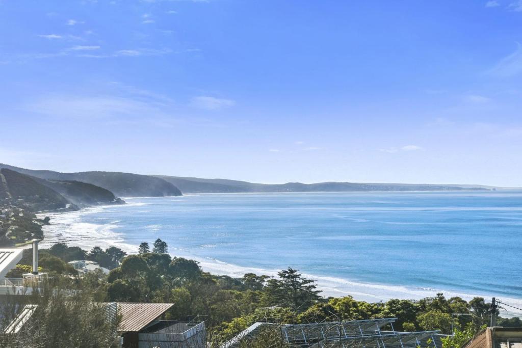 Charles - BYO Linen, Lorne