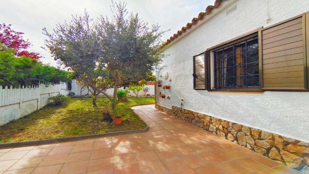 Villa Emily con terraza y barbacoa by Vacay L'Escala - 2