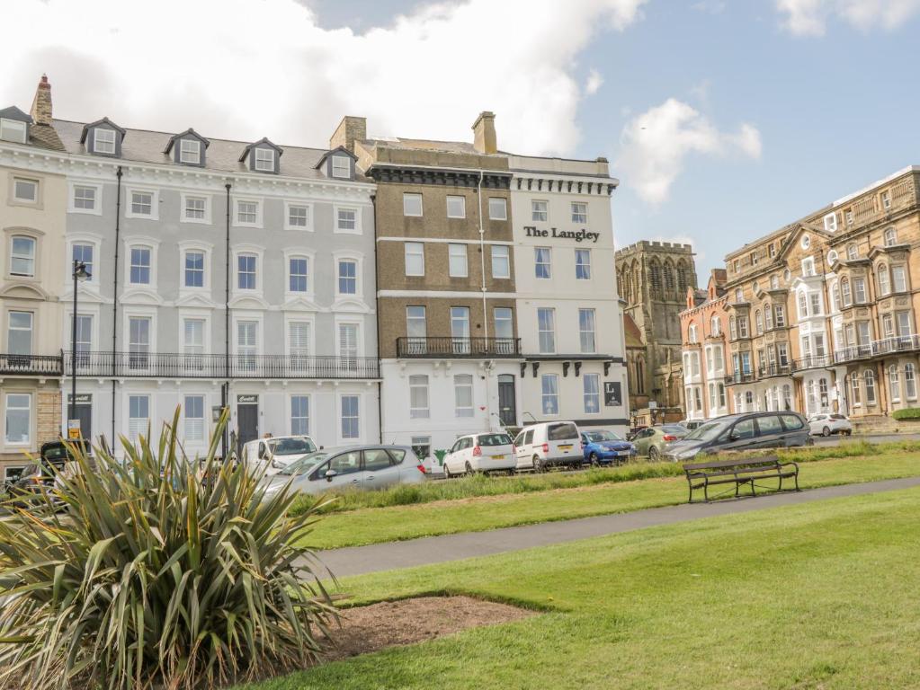 Foxton Penthouse, Whitby