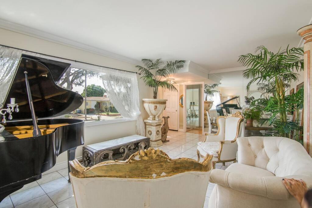 Luxe 1 home
