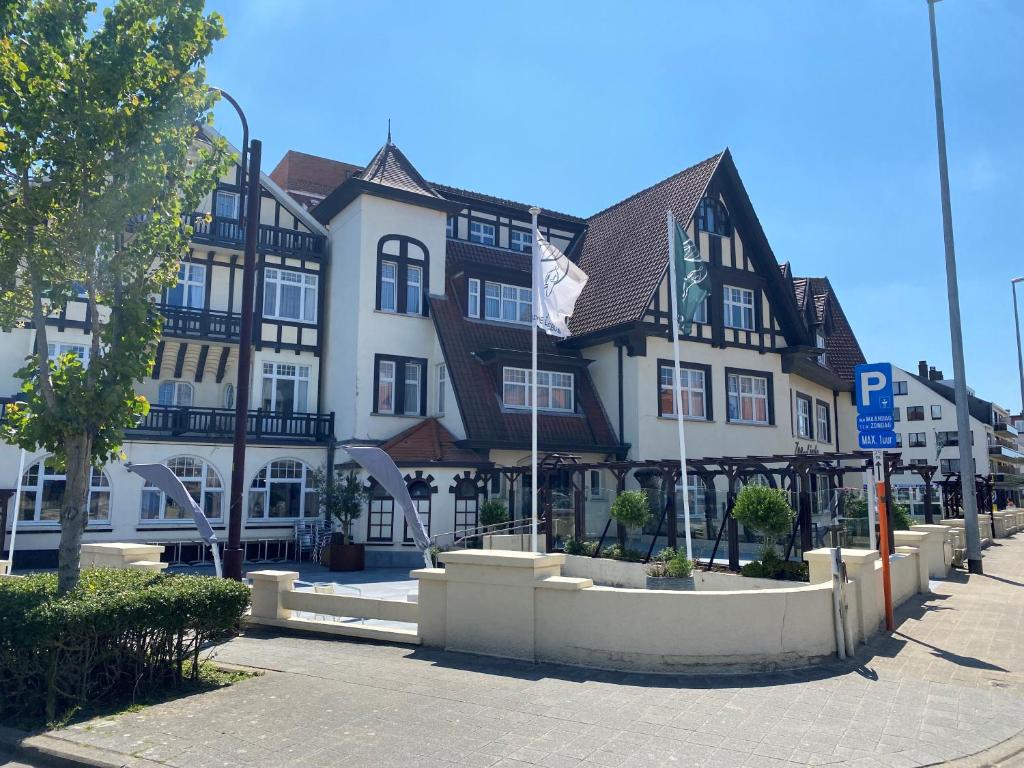 Vakantiecentrum Zeelinde — Hotel in De Haan