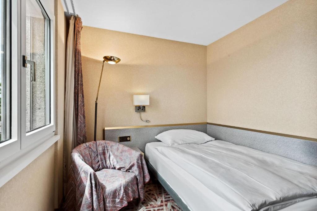becozy Au Parc Self-Check In Hotel Retro Edition photo