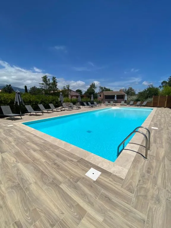Résidence Les Cigales, hotel in Porto-Vecchio