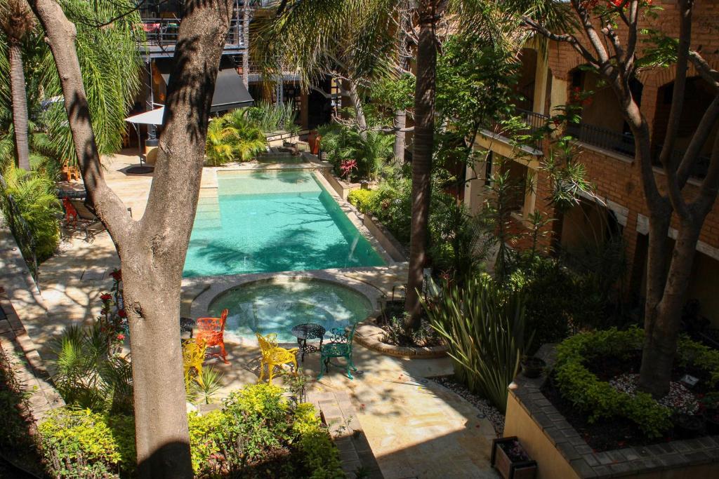 Casa de Adobe Gallery & Luxury Boutique - 2