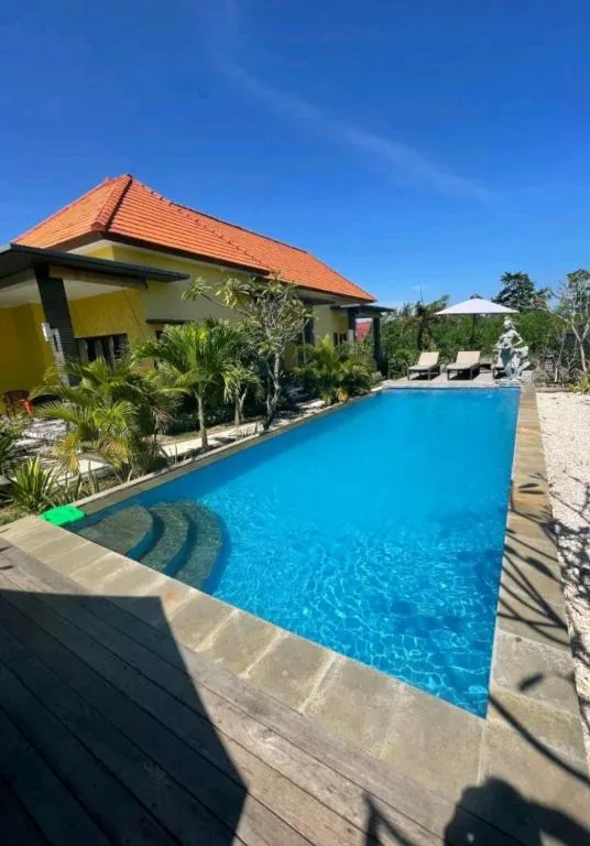 Dream Beach Hostel Lembongan, hotel in Nusa Lembongan
