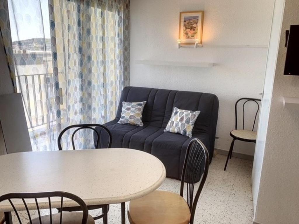 Appartement 18m² proche des Thermes, animaux admis, balcon - FR-1-503-131 - 2