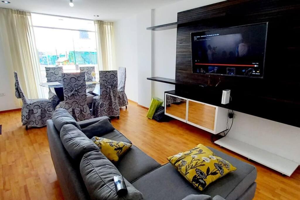 BELLO Y ACOJEDOR DEPARTAMENTO - 1