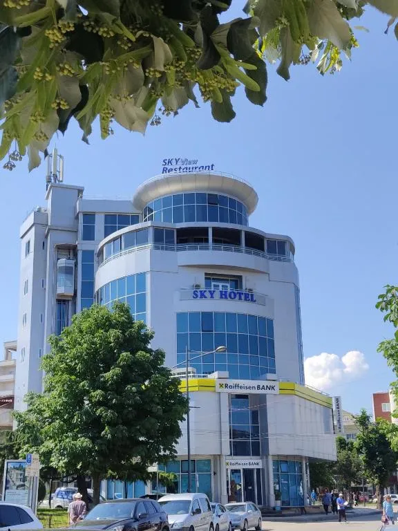 Sky Hotel Korce, hotel in Korçë