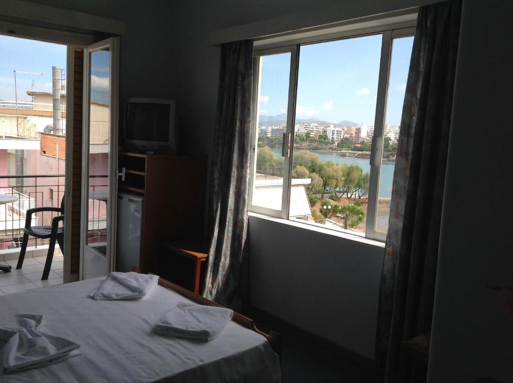 Morfeas Hotel photo