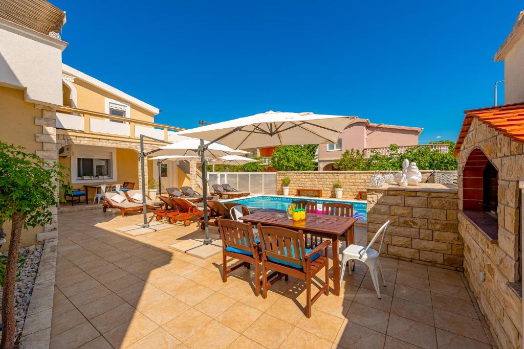 Villa Karmen - Poolhouse photo