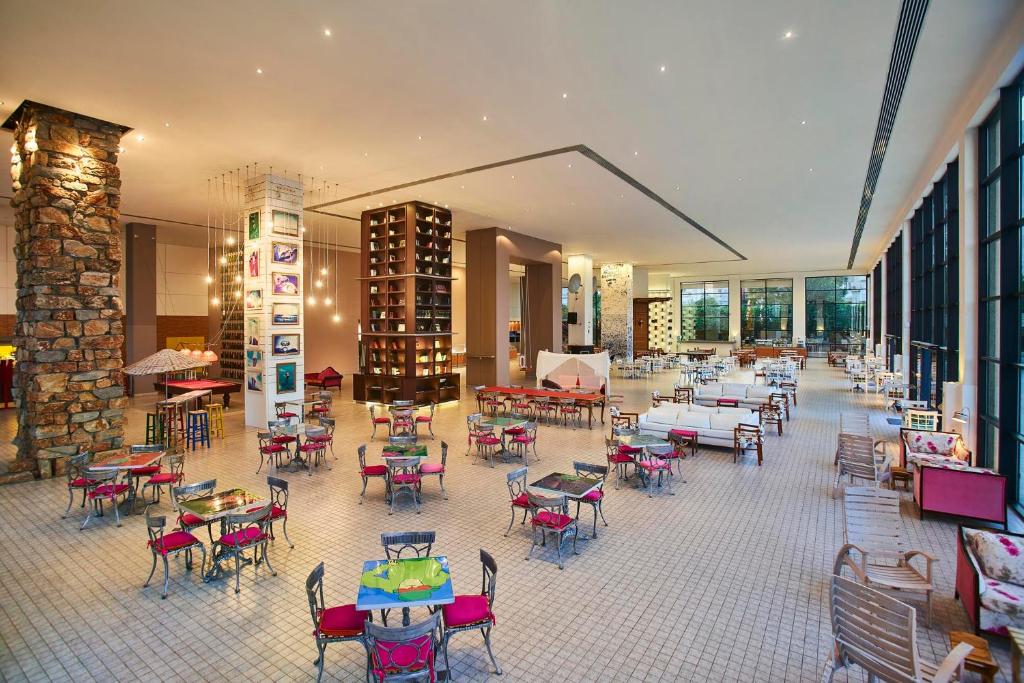 ザ マルマラ アンタルヤ ホテル (The Marmara Antalya Hotel) レストラン