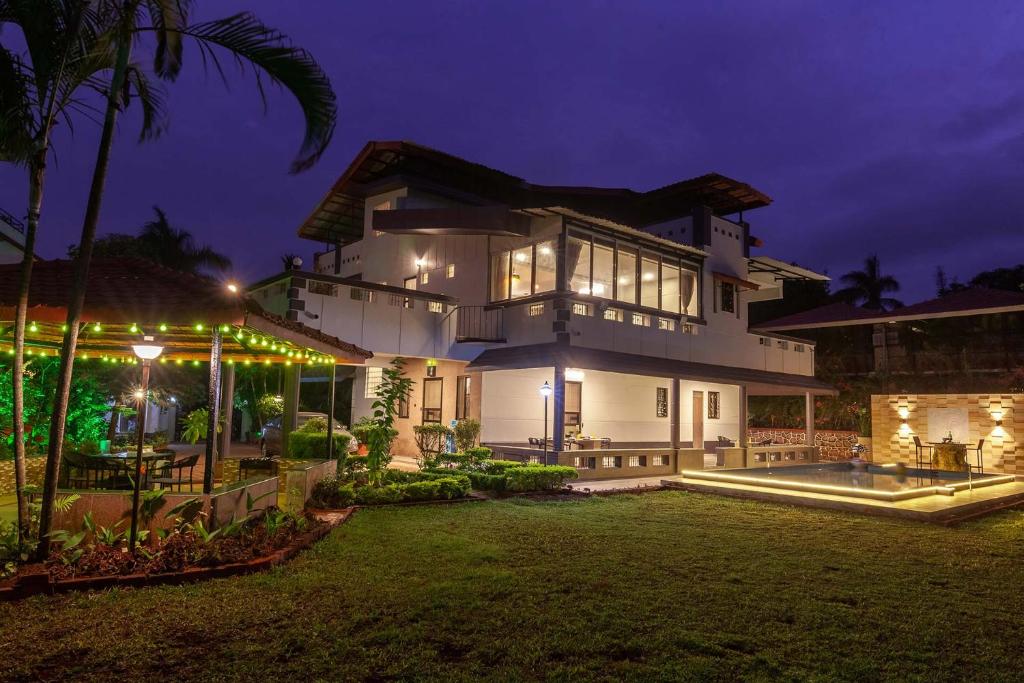 Sunshine Bloom by VEO - Part of StayVista, Lonavala