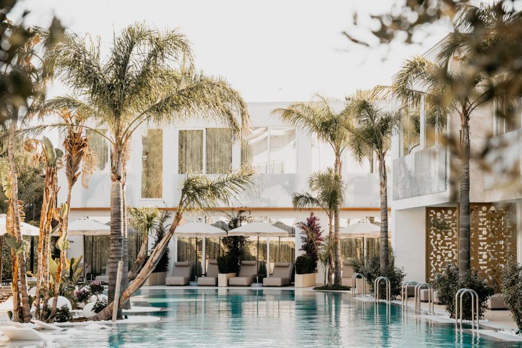 Elite Bay Hotel Lalez Durres — Hotel in Plazhi San Pietro