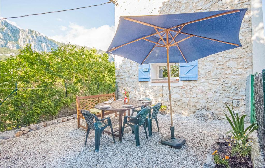 Belle Maison De 3 Chambres À Andon - 1