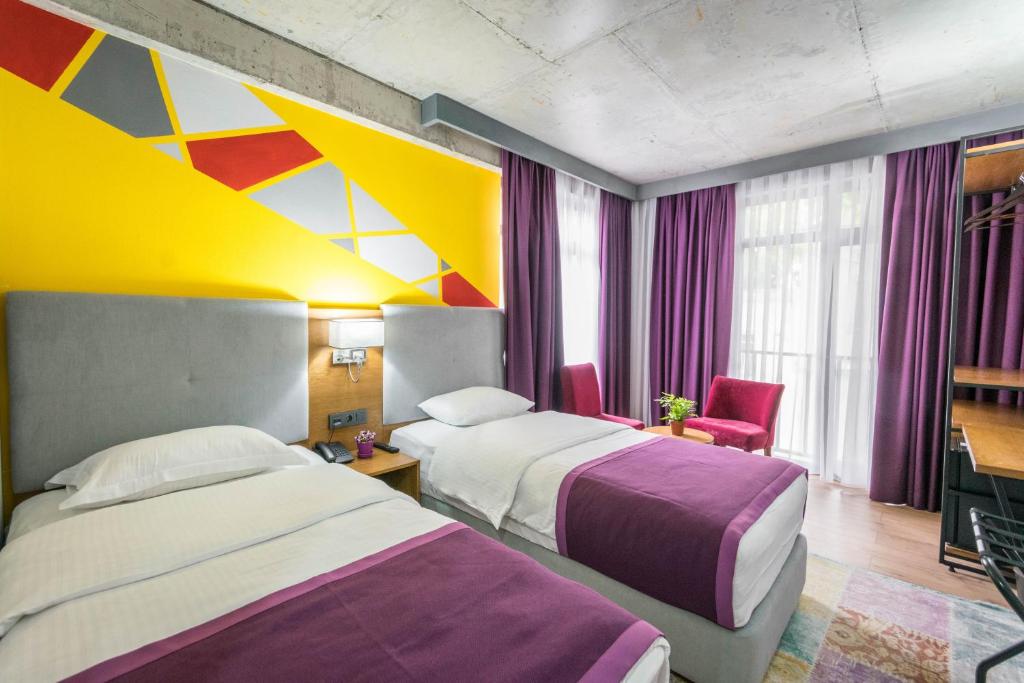 Hotel Adora — Hotel in Tbilisi