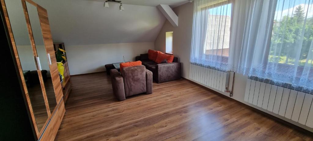 Prywatny pokój z kuchnią i łazienką, Mszana Dolna