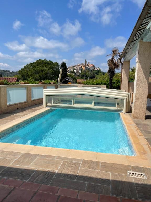 Maison avec piscine à Biot Antibes - 1