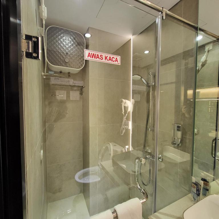 Apartemen Pollux Habibie Batam — Hotel in Batam Island