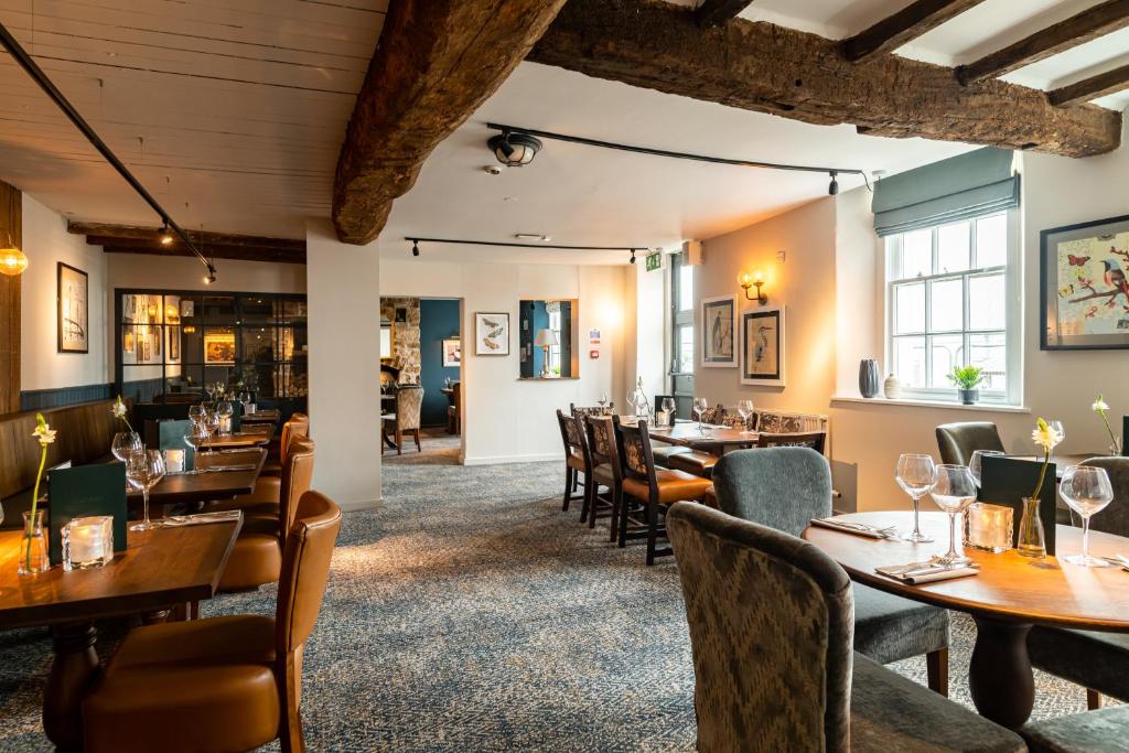 Restaurant, Innkeeper's Lodge Edinburgh, South Queensferry in Edinburgh