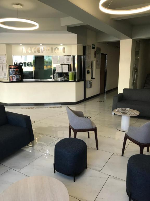 Hotel Aeropuerto photo