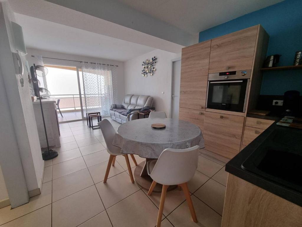 Appartement T3 climatisé avec piscine, terrasse et parking privé à 100m de la plage d'Argelès-sur-Mer - FR-1-388-204 - 4