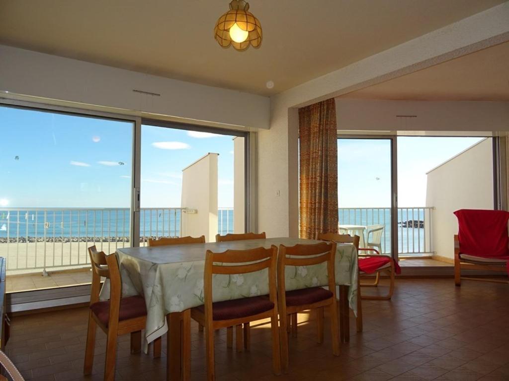 Palavas F2 cabine dernier étage, double terrasse, parking privé - 3