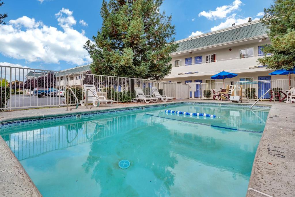 Motel 6-Rohnert Park, CA photo