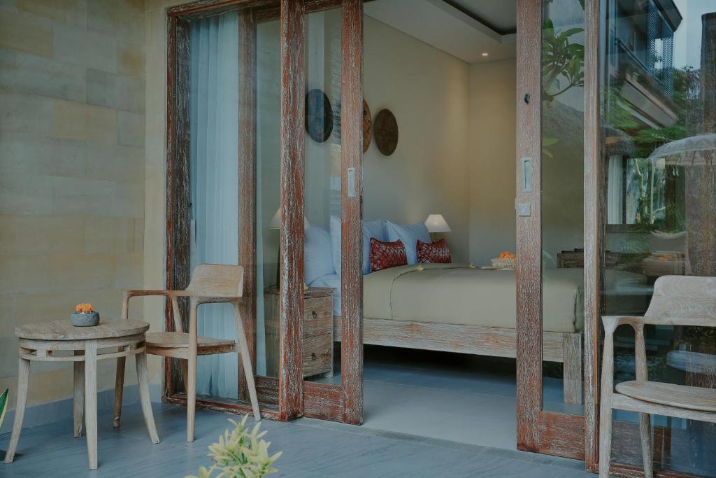 ラスタナ スイート ウブド (LASTANA SUITE UBUD) バルコニー/テラス