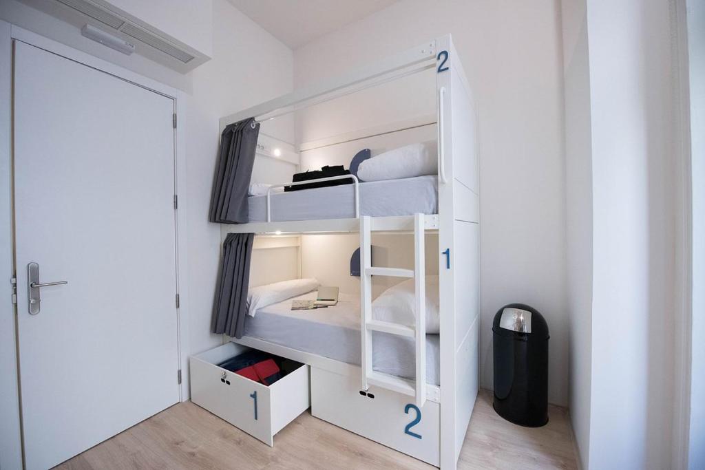 Room Gran Vía - 4